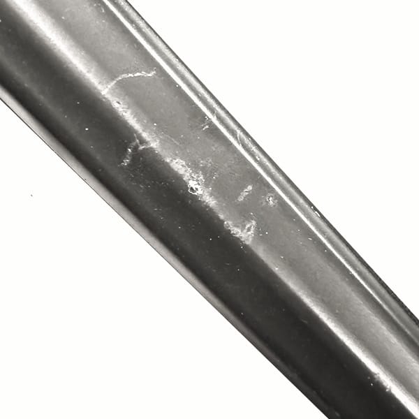 Maverik Mens Handles Lease Return/Demo: 0190 - Maverik Hyperlite Attack Lacrosse Shaft - Black from Lacrosse Fanatic